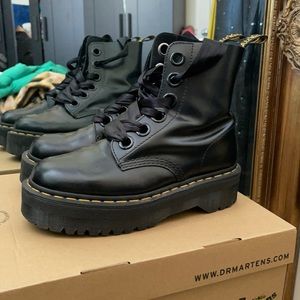 Dr. Martens Molly VERY similar to Jadon